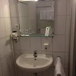 Astra Hotel 5*