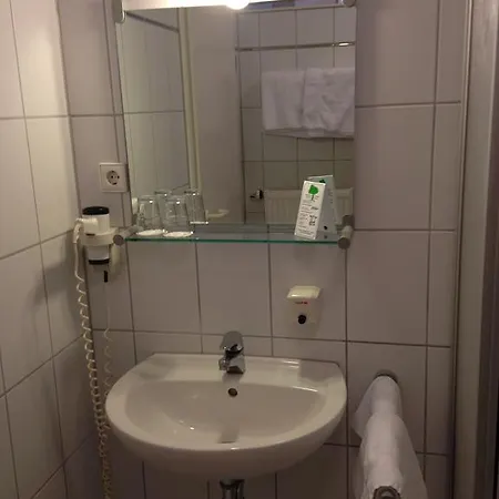 Отель Astra 5*
