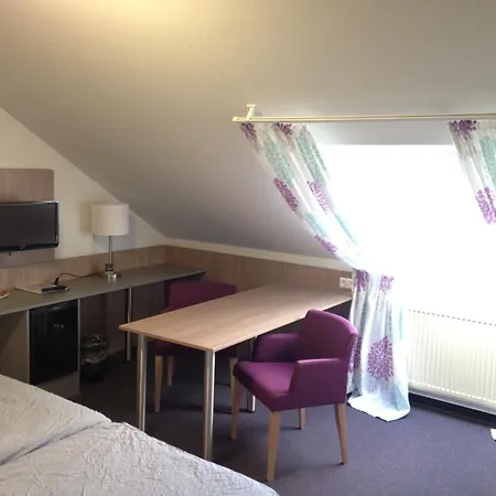 Astra 5* ראסטאט