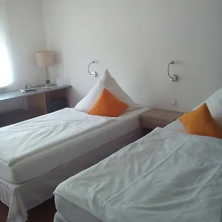 Astra 5*