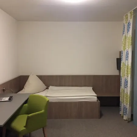 Astra Hotel 5*